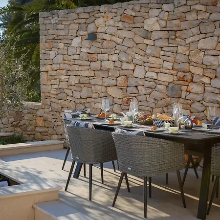 فيلة Beachfront Grain Of Salt With Pool فيلا لوكا