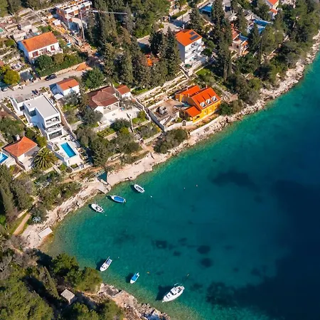 Beachfront Grain Of Salt With Pool فيلة *