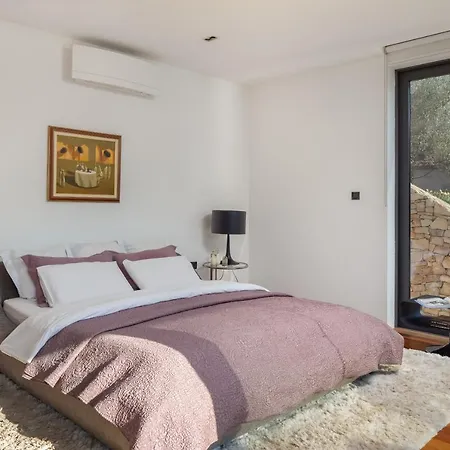 Beachfront Grain Of Salt With Pool *