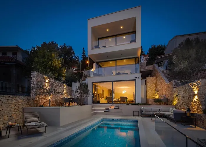 别墅 Beachfront Grain Of Salt With Pool 尼亚卢卡