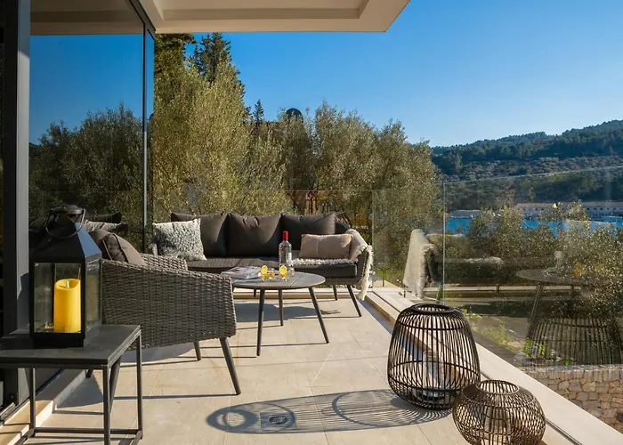 别墅 Beachfront Grain Of Salt With Pool 尼亚卢卡